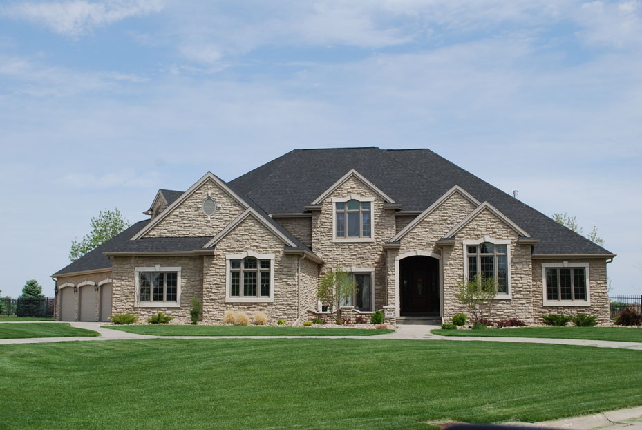 Home exterior from the Schnase Construction gallery